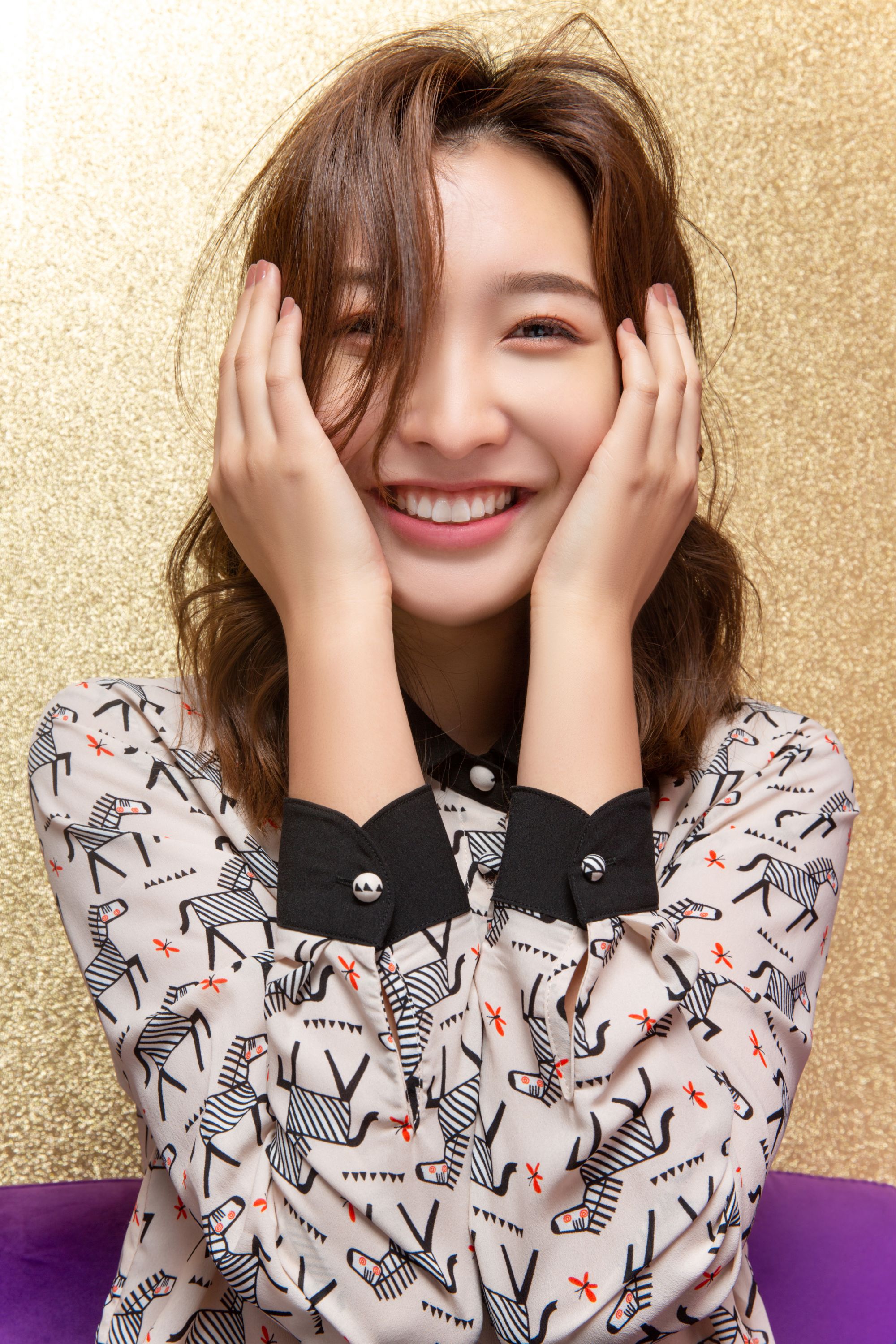 原里（快乐小马）韩版时尚碎花衬衫女气质显瘦减龄百搭方领印花衬衣