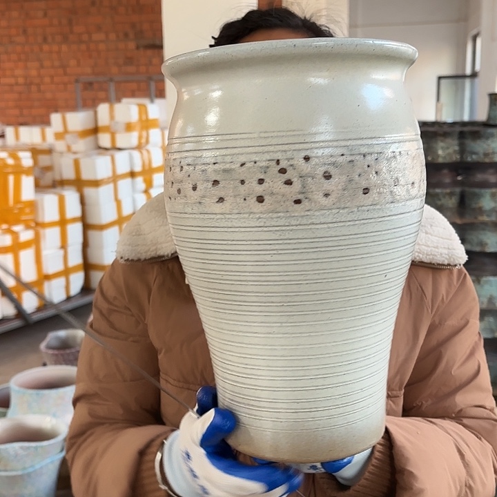 瑕疵高31口20花盆