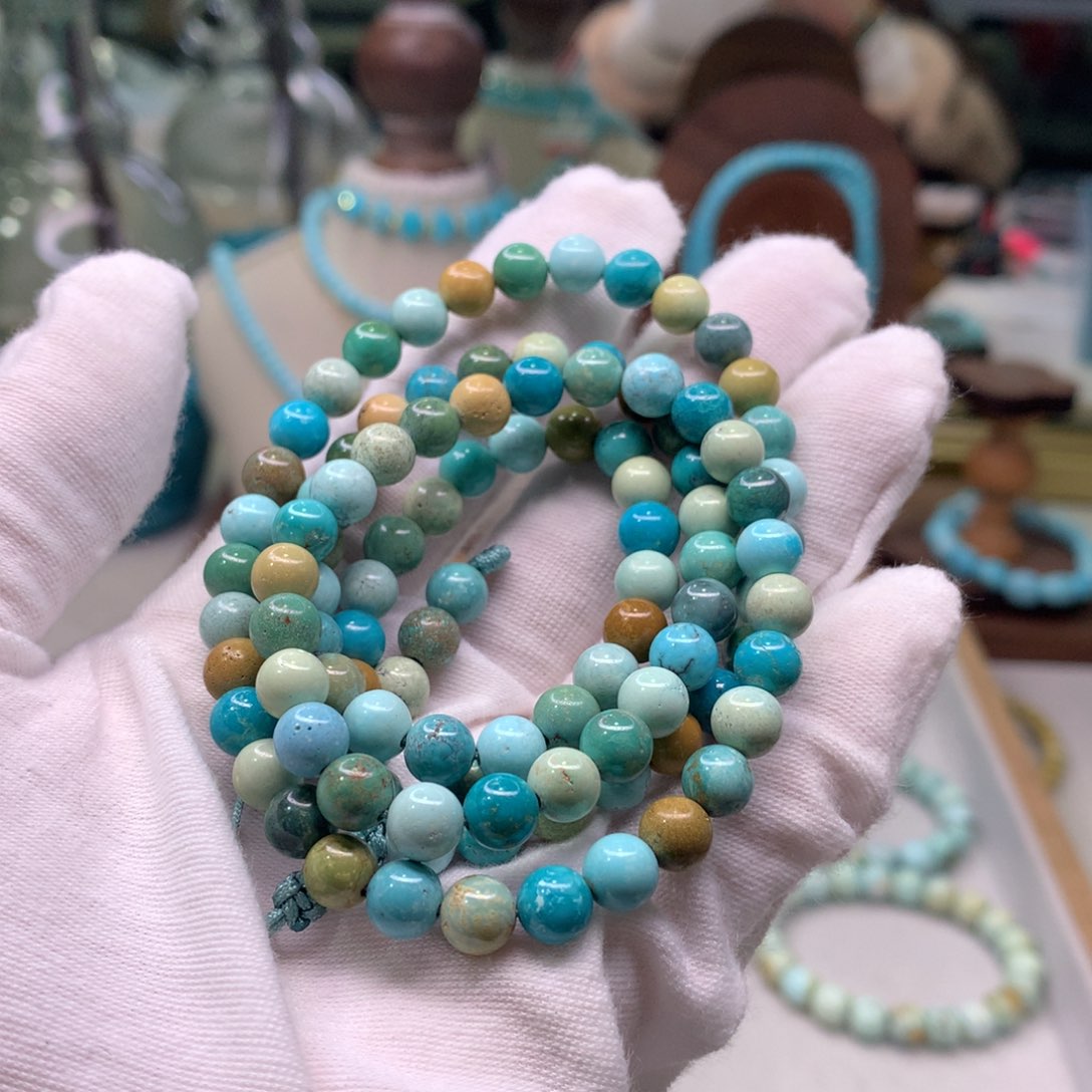 绿松石配饰未镶嵌