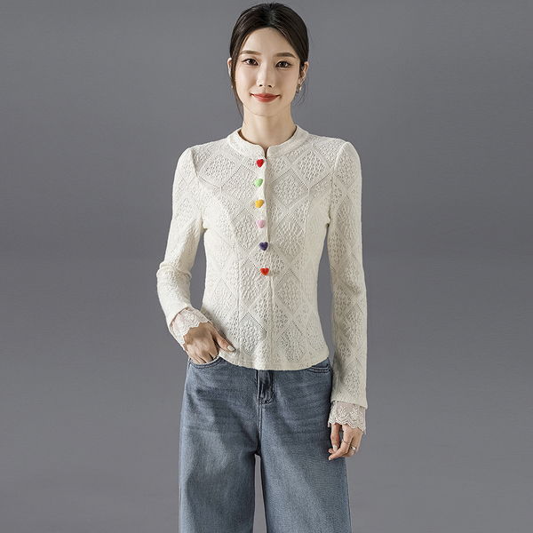 燕苹春季新款甜美少女风修身显瘦圆领蕾丝长袖针织纯色打底衫CX96