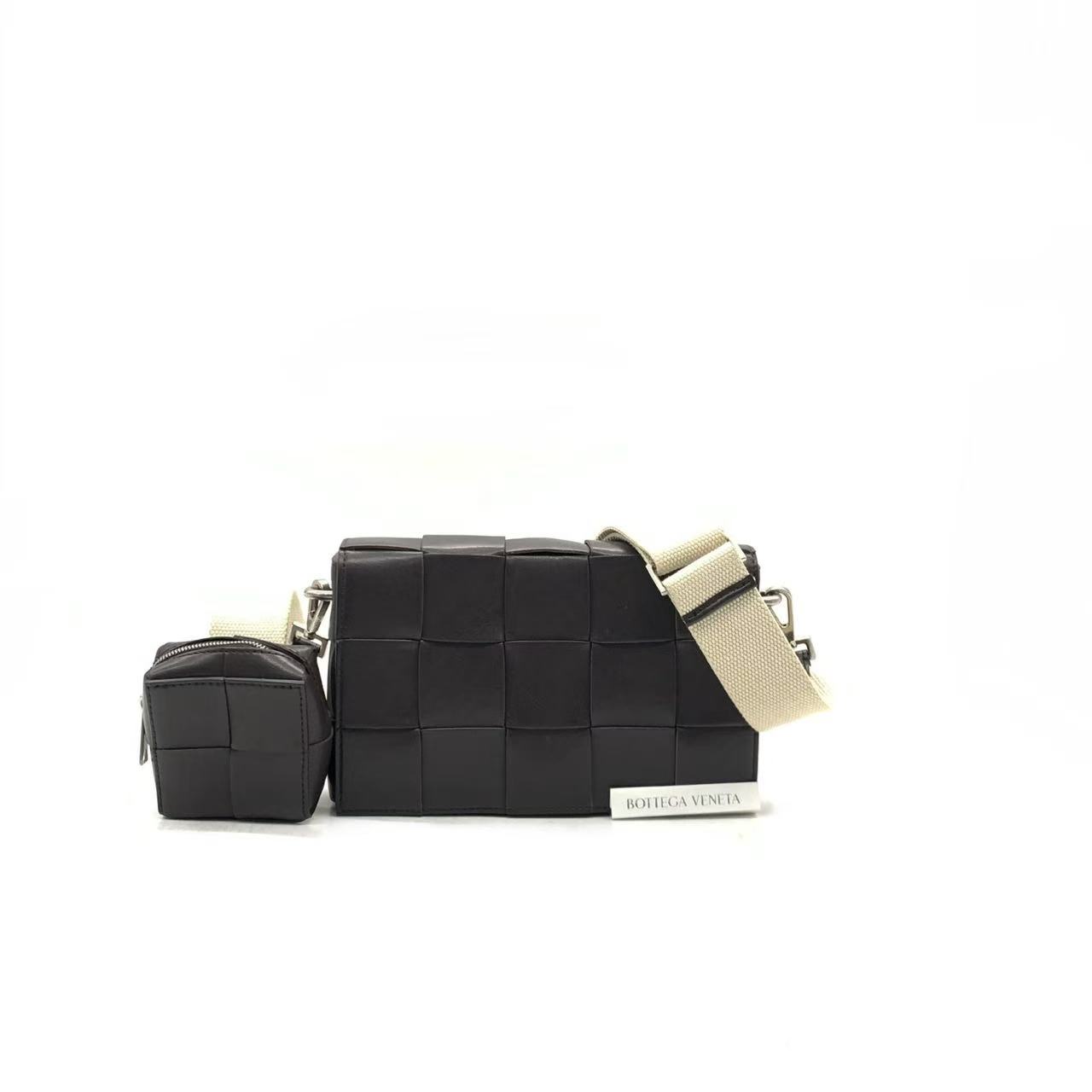 99新 BOTTEGA VENETA/葆蝶家 【安则专属】深棕色编织斜挎包