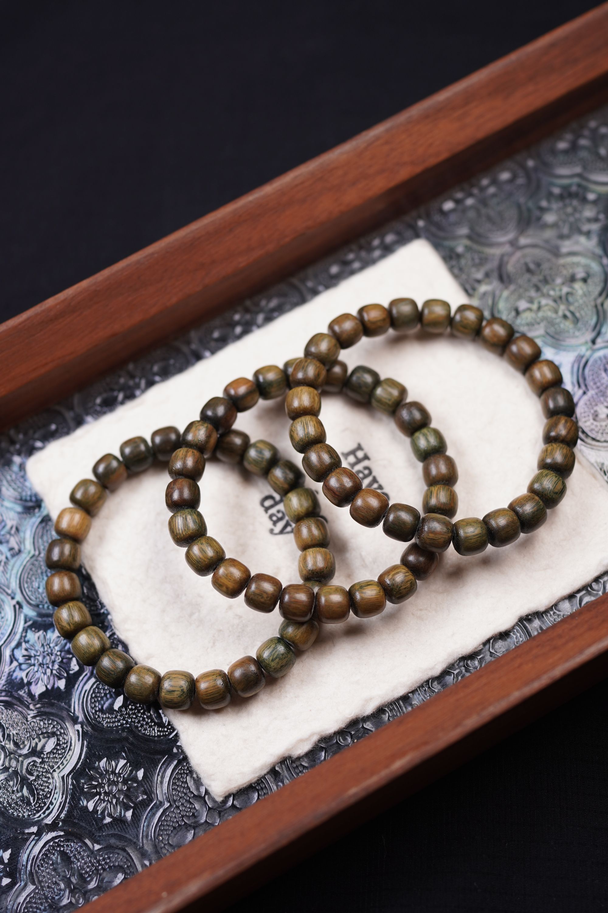 天然绿檀8*9mm单圈手串