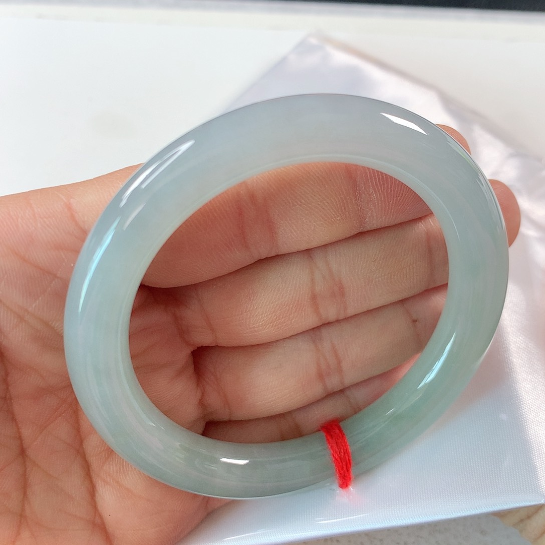 翡翠手镯未镶嵌①③⑥