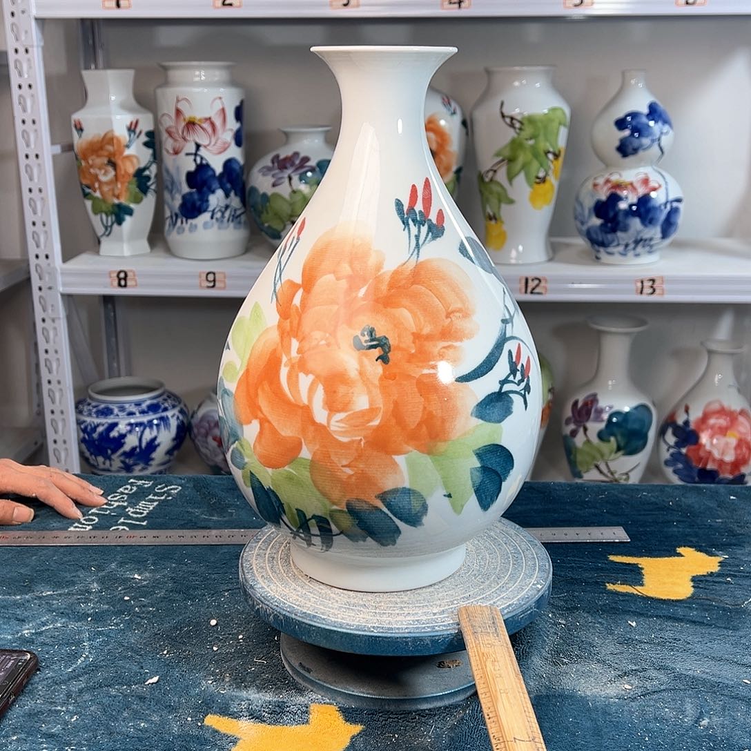 摆件景德镇陶瓷玉黄牡