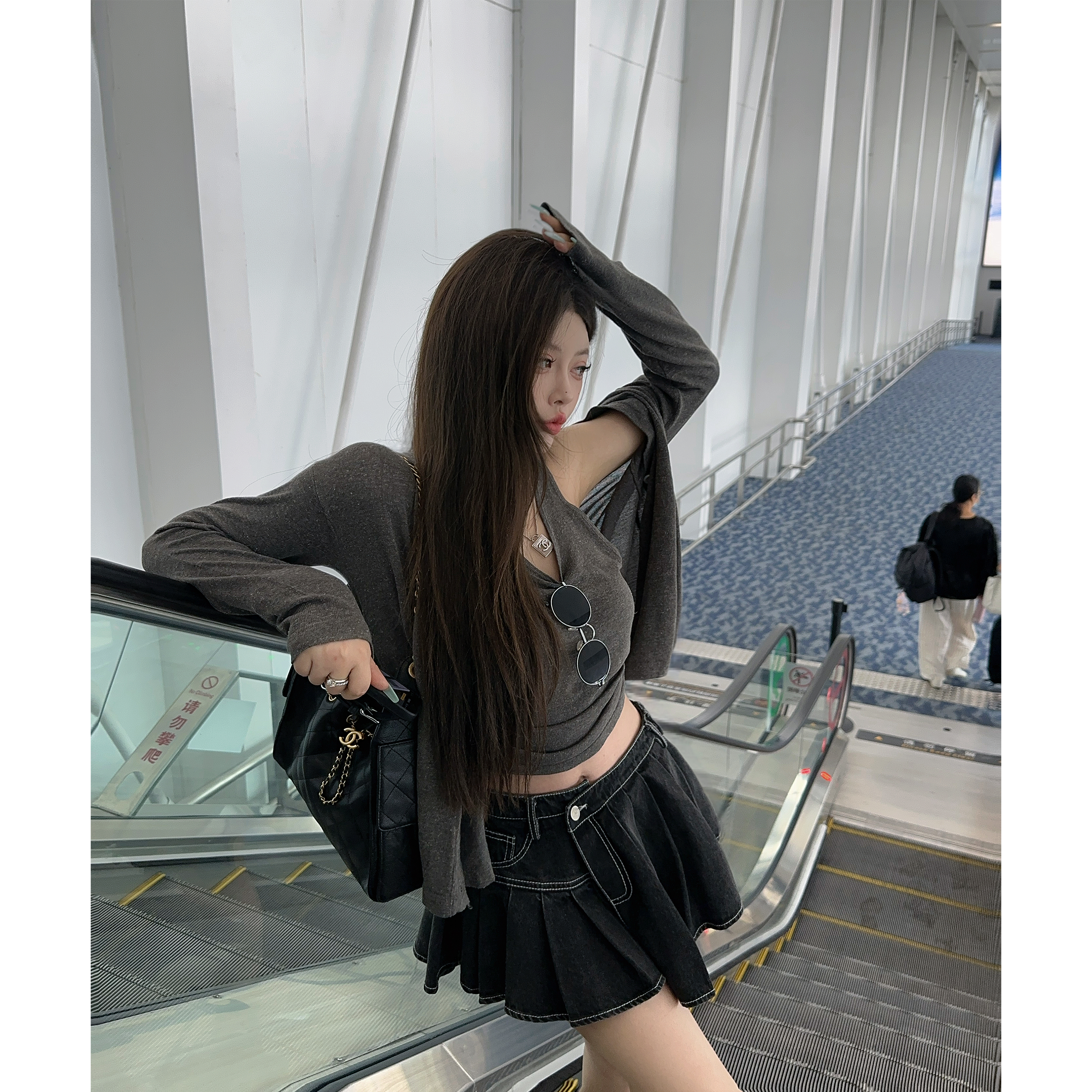 21DEGREES【初秋少女】慵懒开衫毛织背心水洗花黑牛仔百褶裙裤