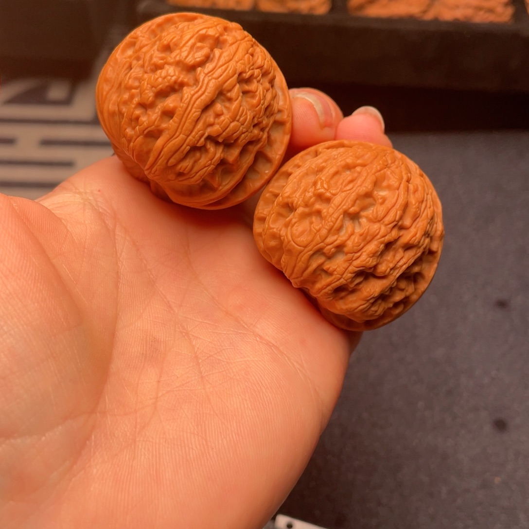 文玩核桃把件秦岭核桃39