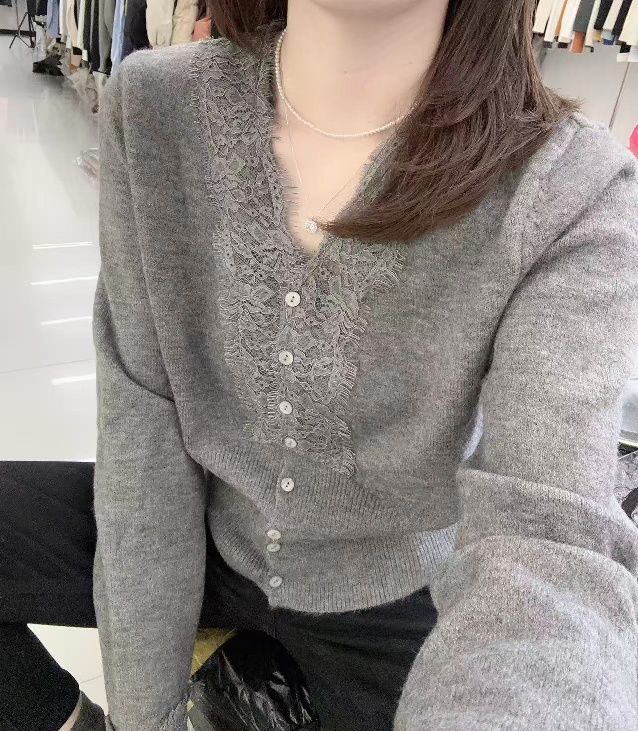 2025冬季女毛衣蜜熊绒流苏蕾丝袖针织女士开衫开衫打底衫气质上衣