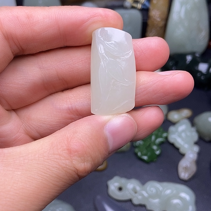 未镶嵌和田玉挂件