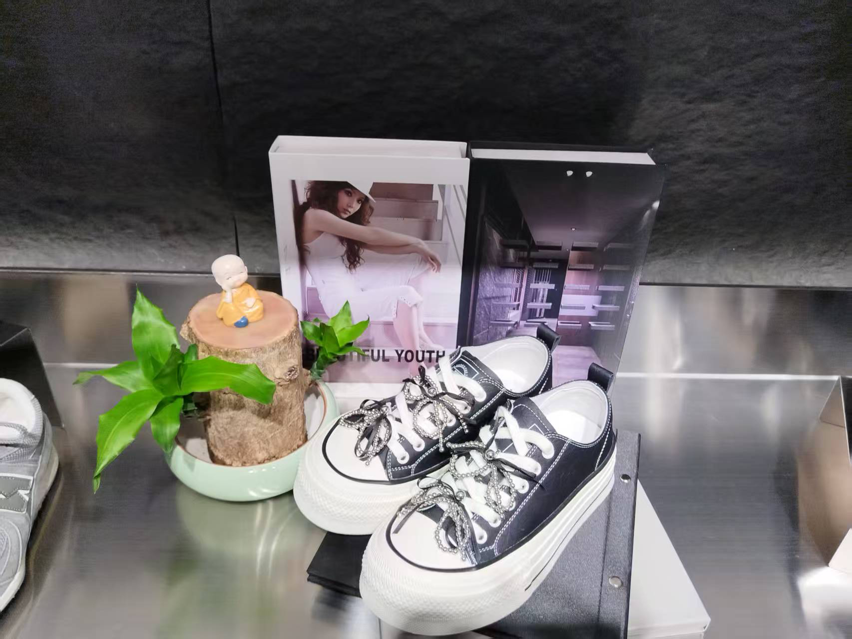 深口圆头小白鞋蝴蝶结板鞋小皮鞋百搭女鞋春季休闲鞋系带潮流