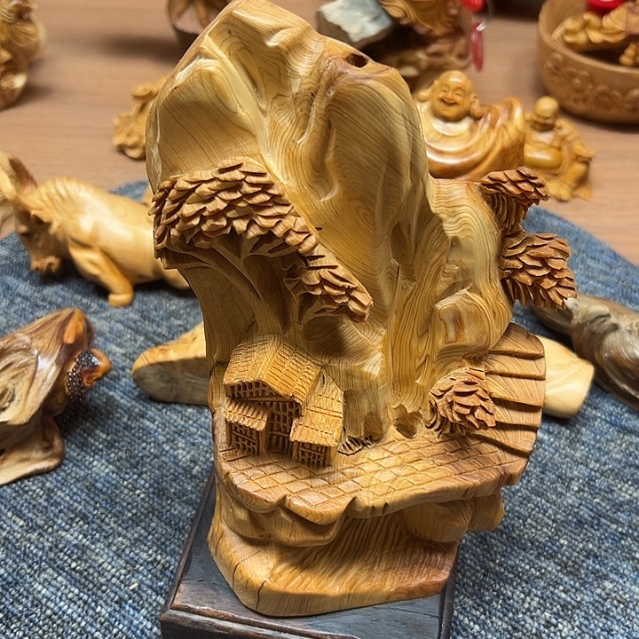 柏木太行崖柏手把摆件