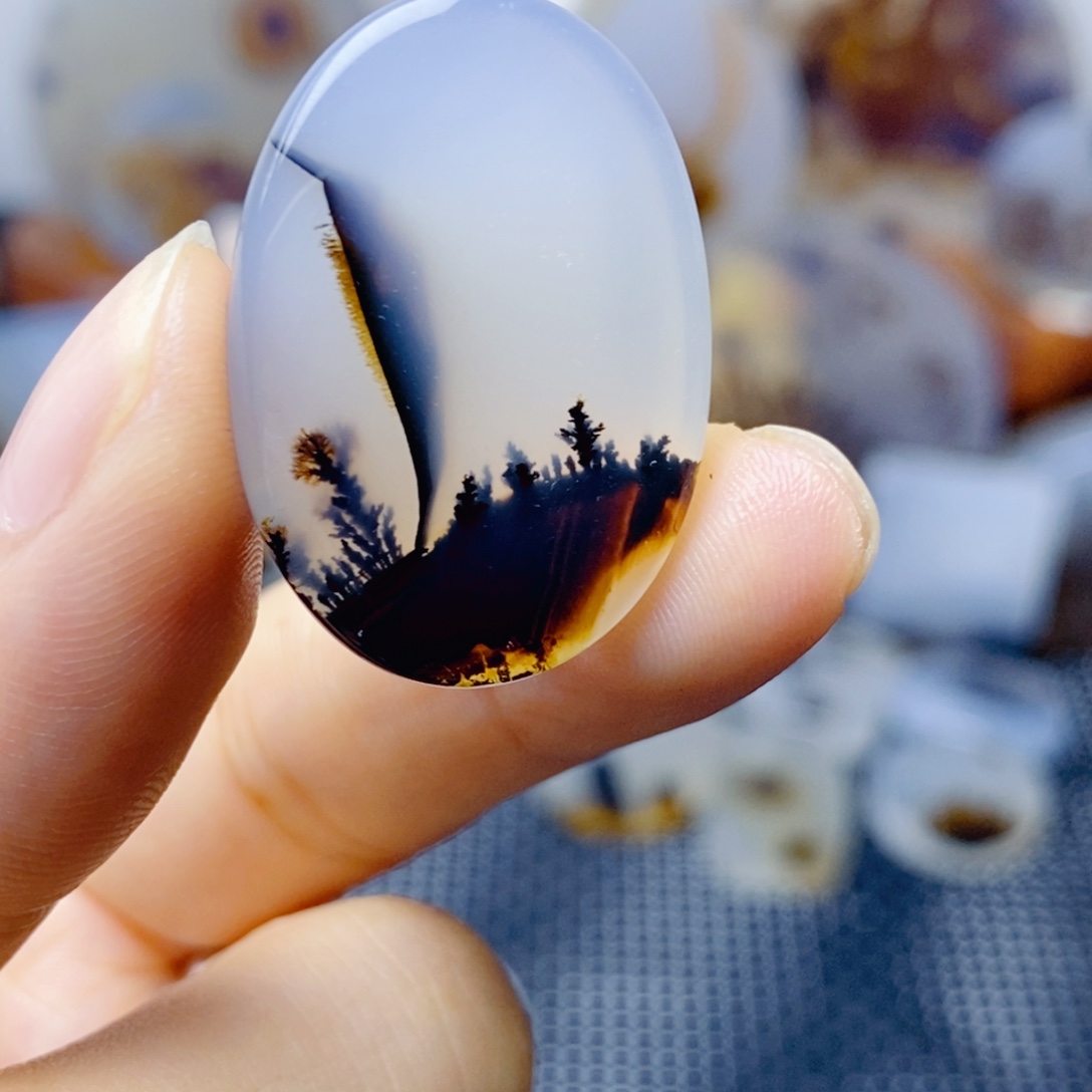 玛瑙/玉髓未镶嵌珠宝奇石