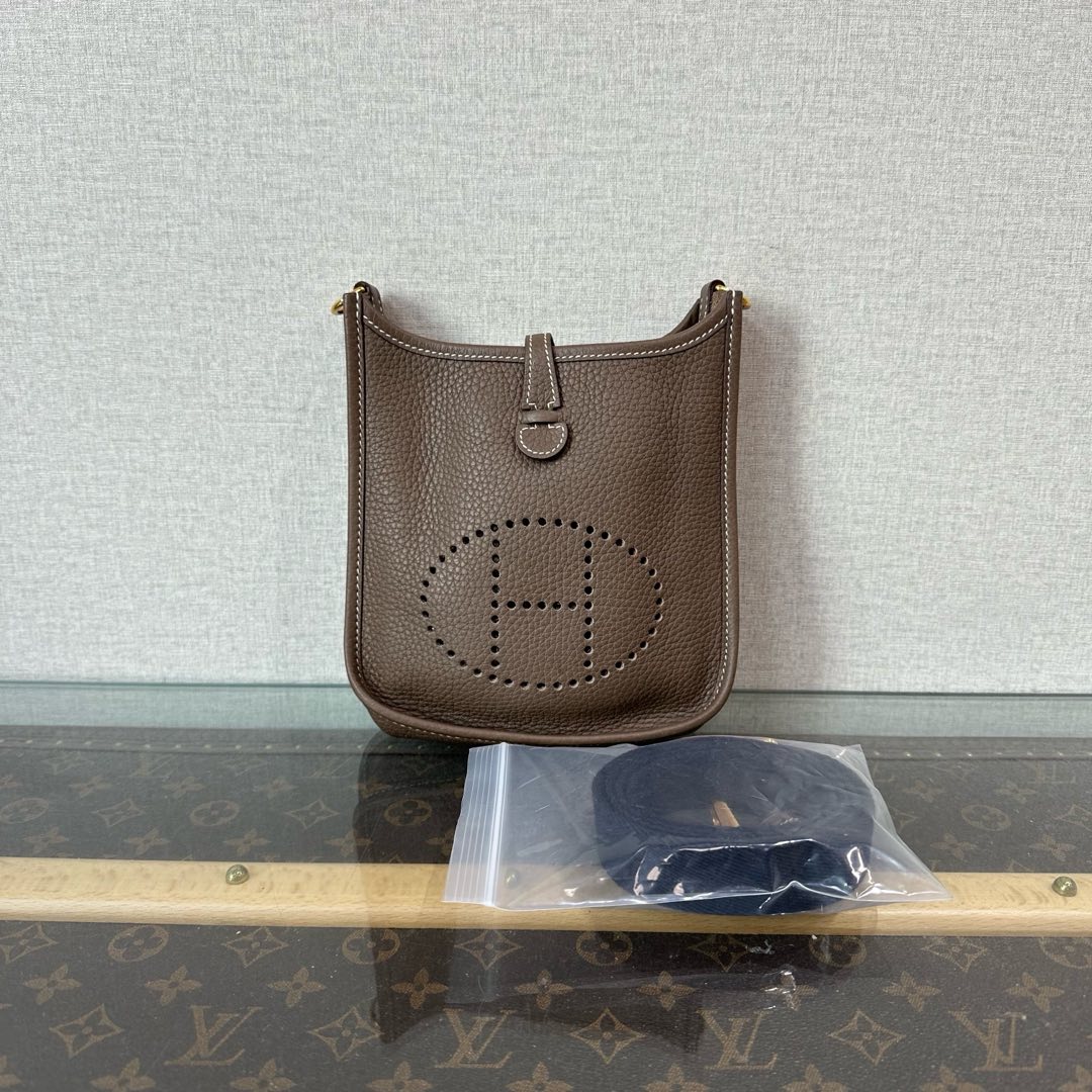 95新 Hermes/爱马仕 大象灰金扣mini伊芙琳单肩斜挎包 91587