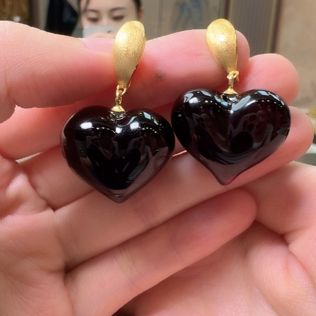 W***G琥珀未镶嵌颈饰耳坠