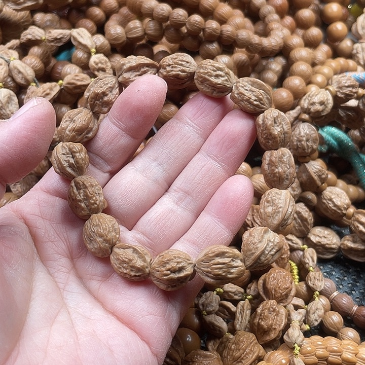 彦***北手串猴头核桃1.3小蛤蟆头