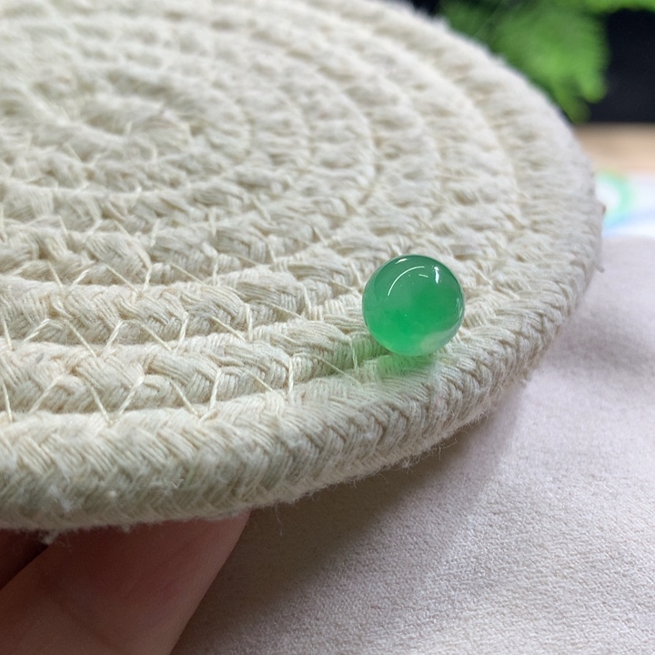 翡翠散珠天然翡翠卡9.2