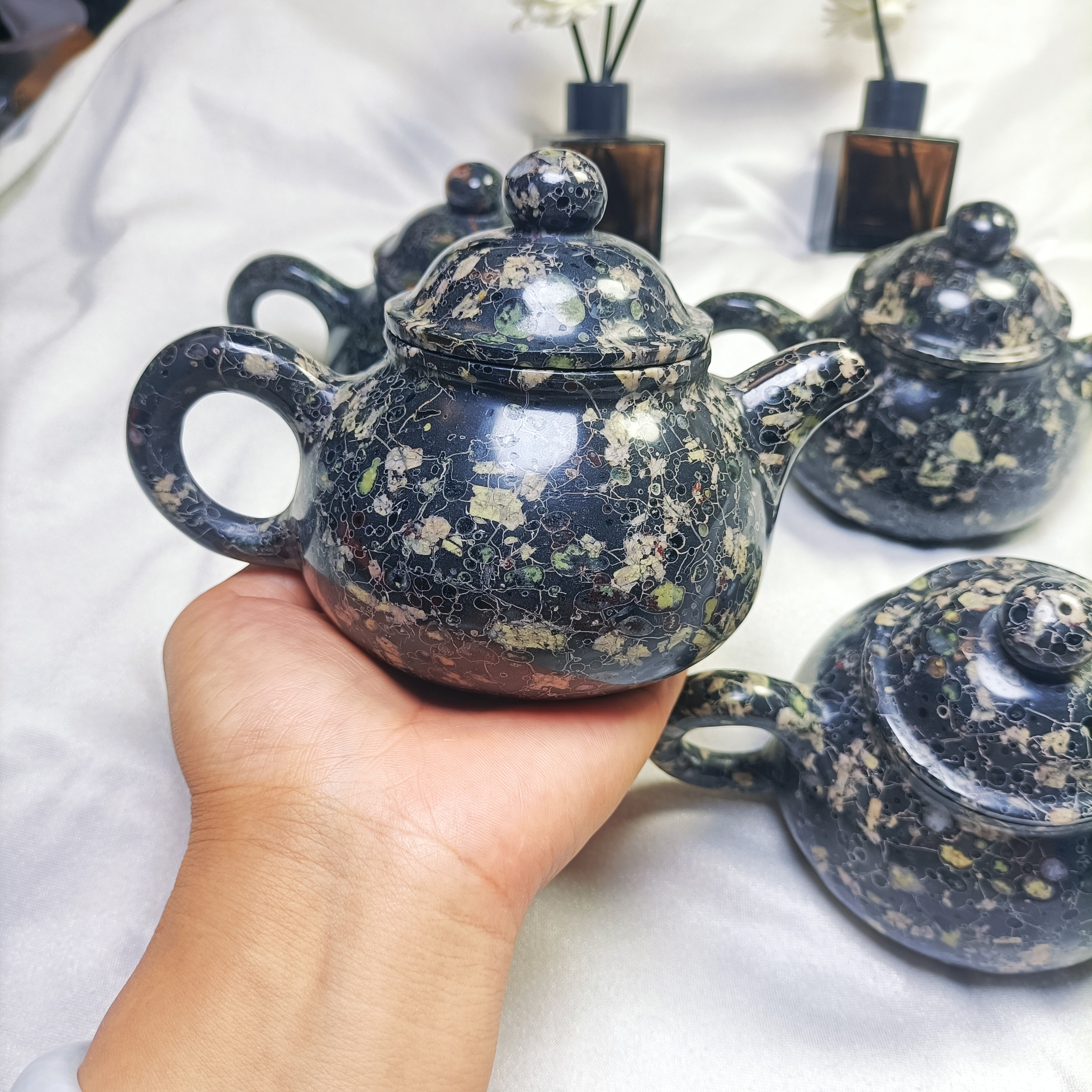 洛阳梅花玉天然梅女款磁疗养生茶具多样发货