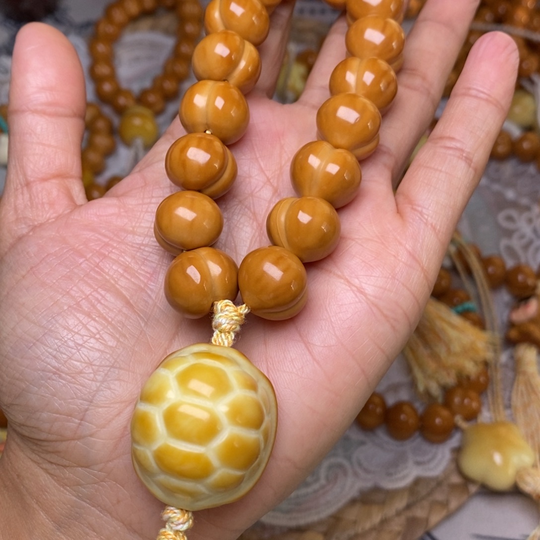 猴头核桃吊坠屁桃15加