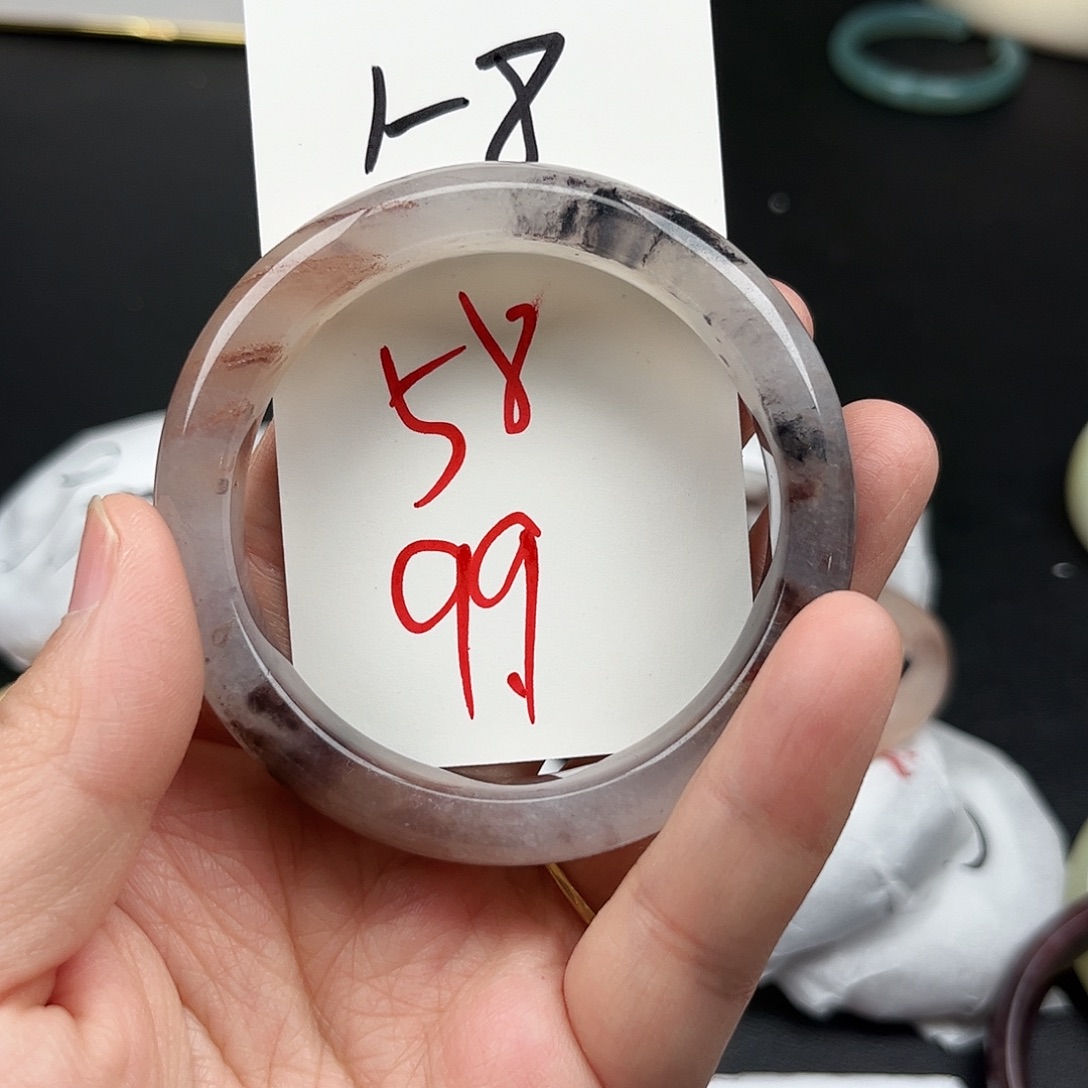 石英岩玉未镶嵌手镯1.8