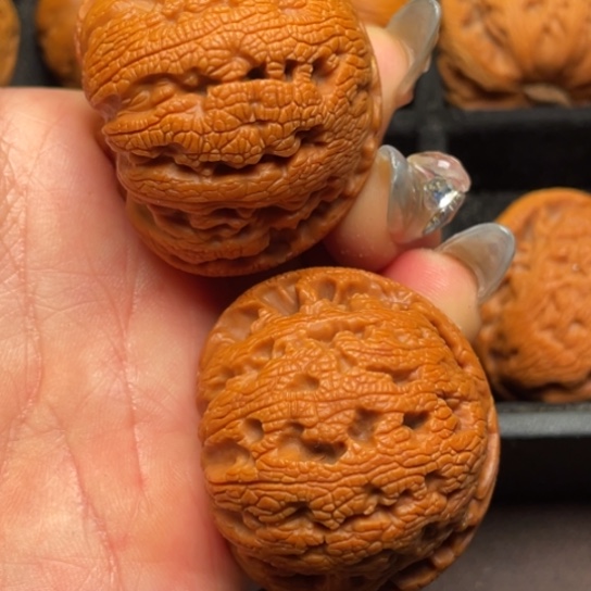 文玩核桃吊坠秦岭山脉核桃