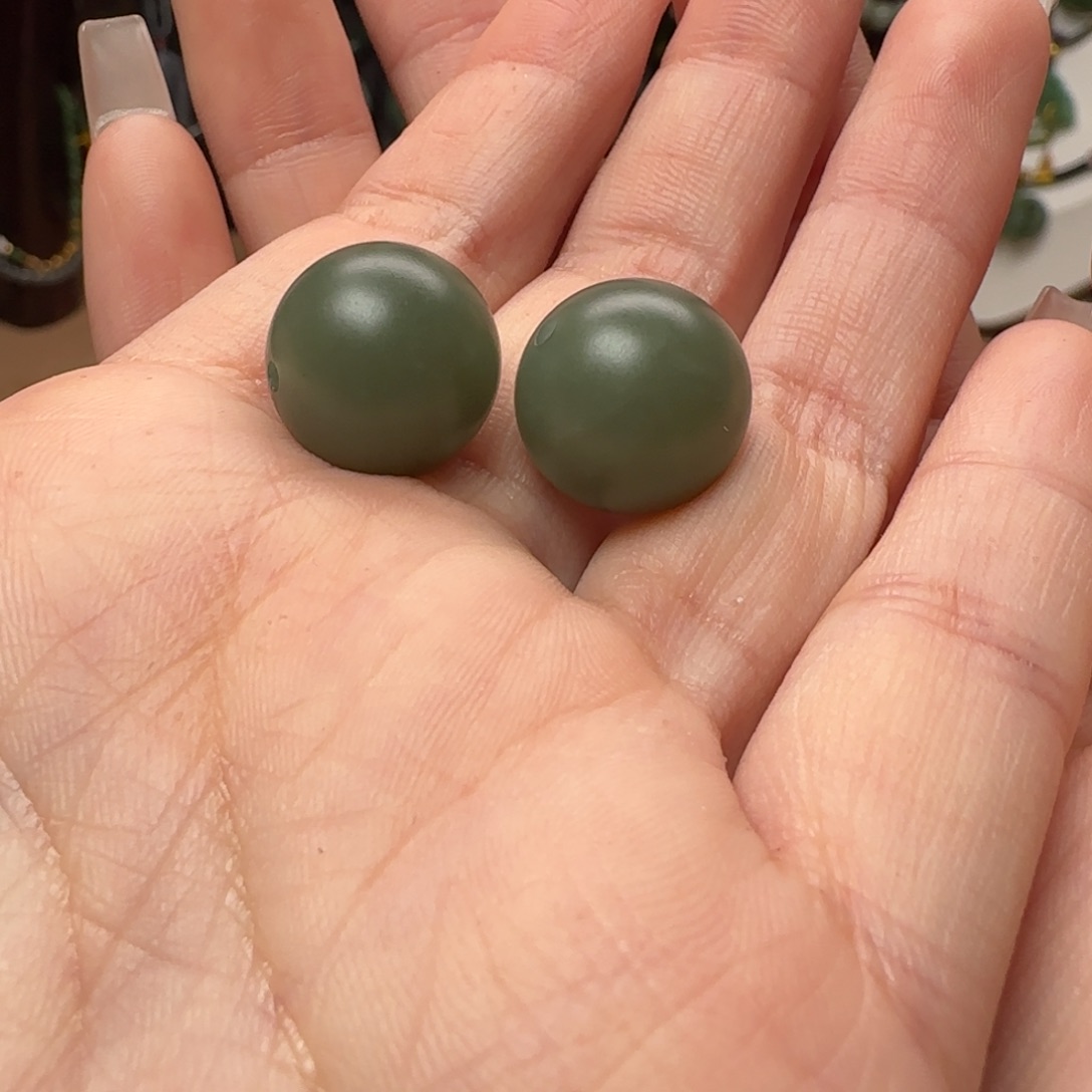 用***3和田玉未镶嵌颈饰