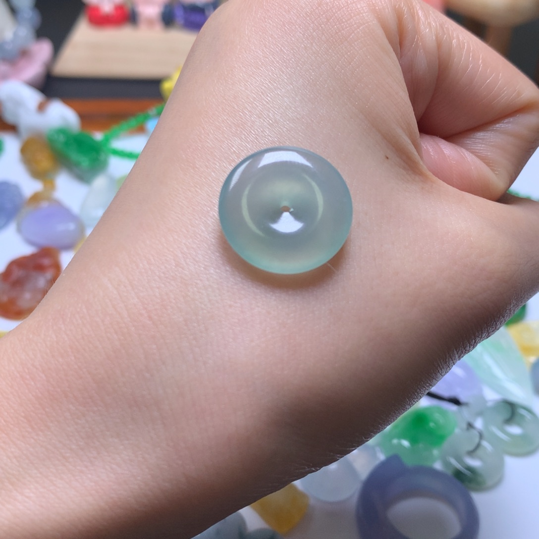 定制翡翠未镶嵌平安扣