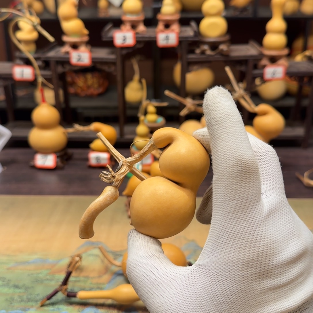 心***疆大叶紫檀（黑酸枝木类）