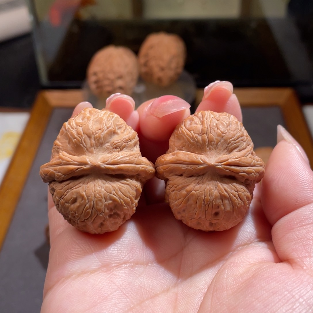 文玩核桃吊坠36.5元宝