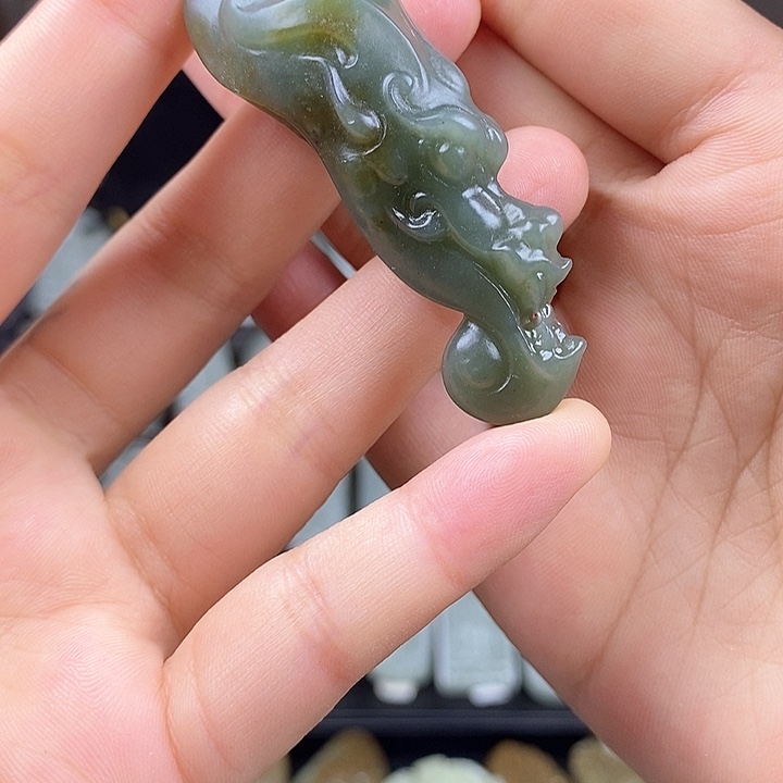 和田玉挂件未镶嵌