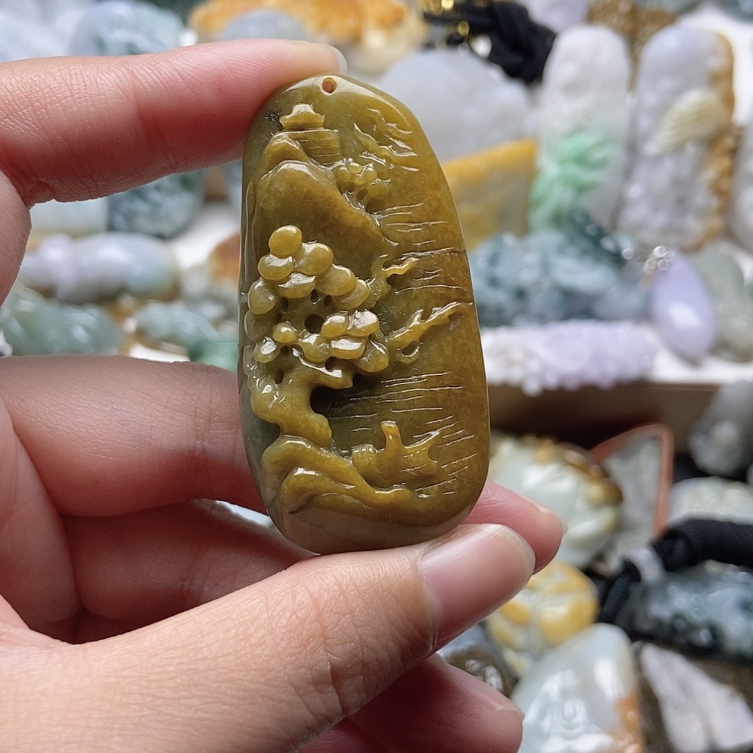 翡翠未镶嵌颈饰翡翠