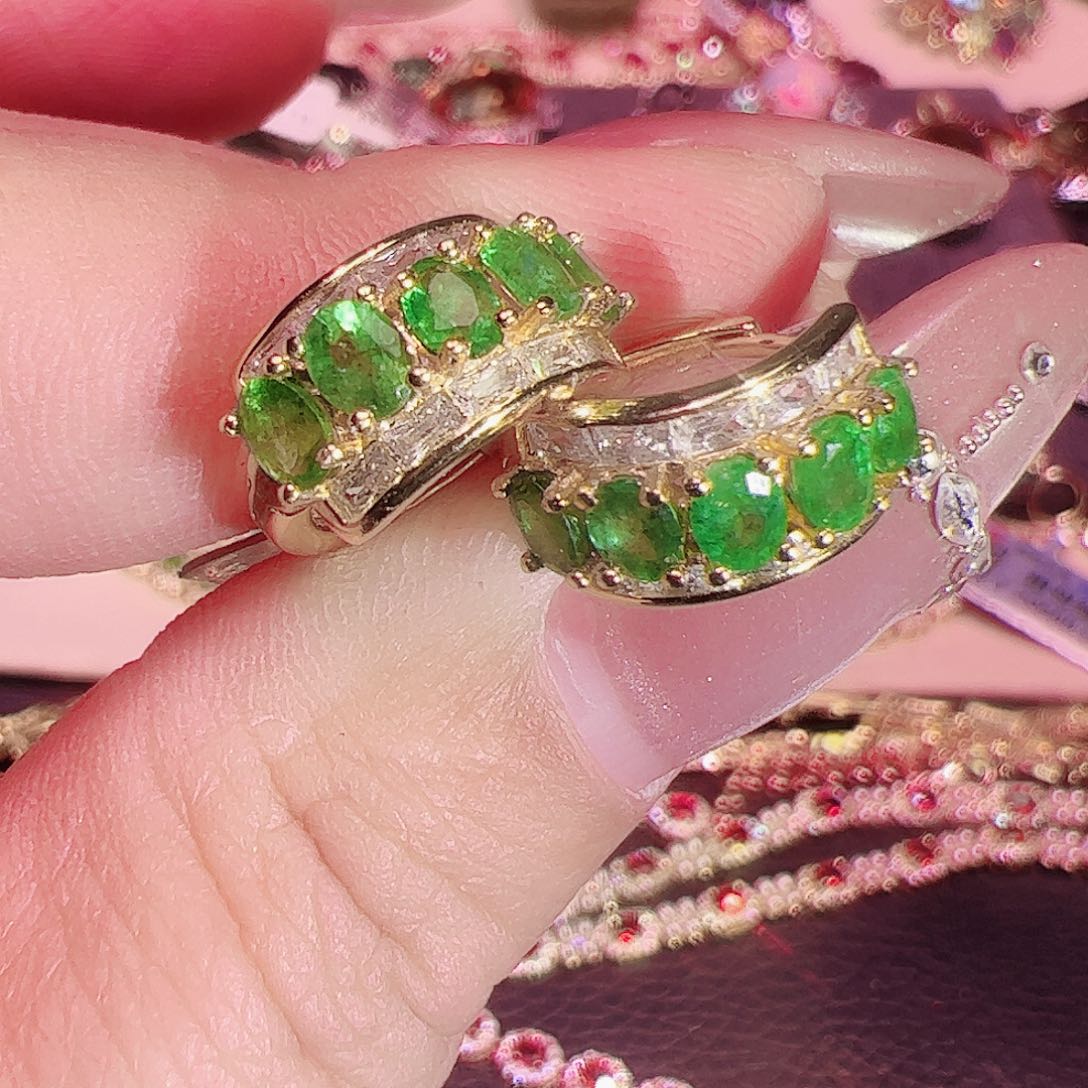 祖母绿耳钉银S925镶嵌