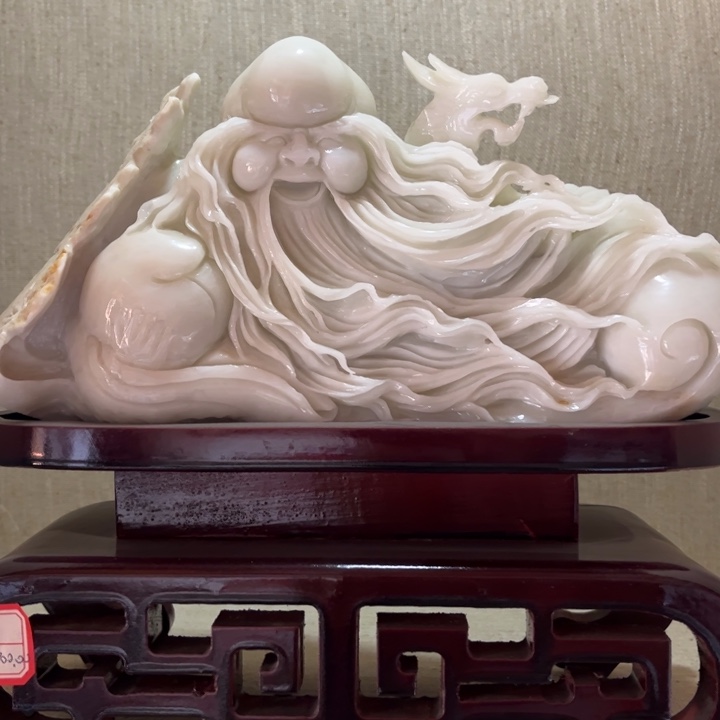 蛇纹石玉摆件未镶嵌教**姐