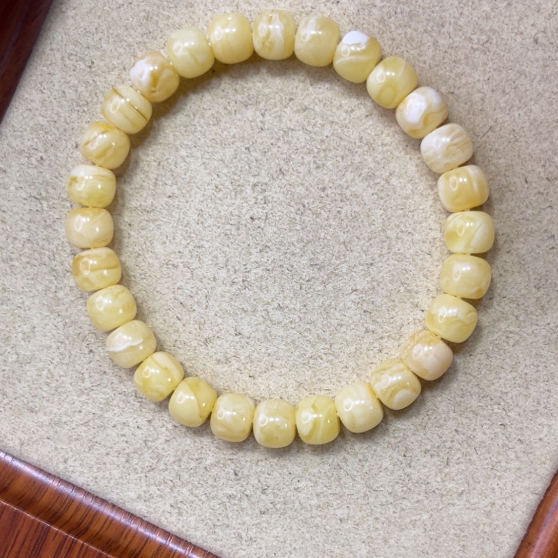 蜜蜡珠宝奇石未镶嵌8.1mm