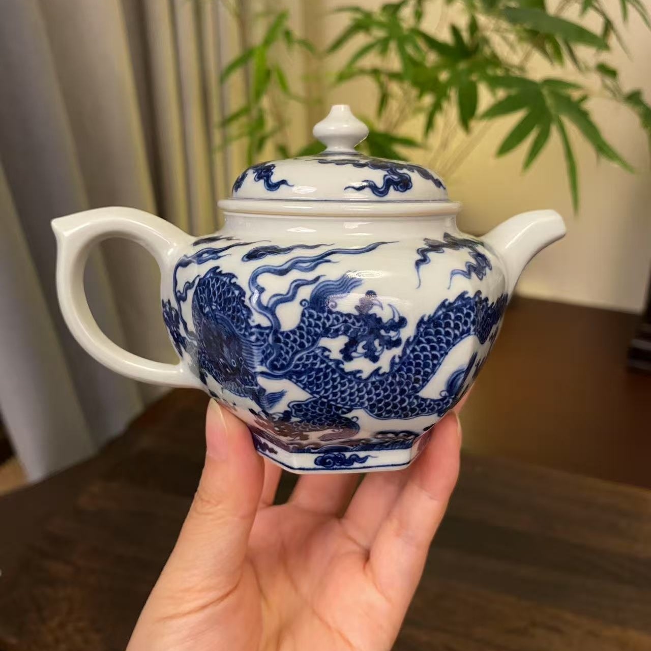 【四悦茶陶】仿明龙纹六方壶 景德镇陶瓷手工手绘容量180毫升