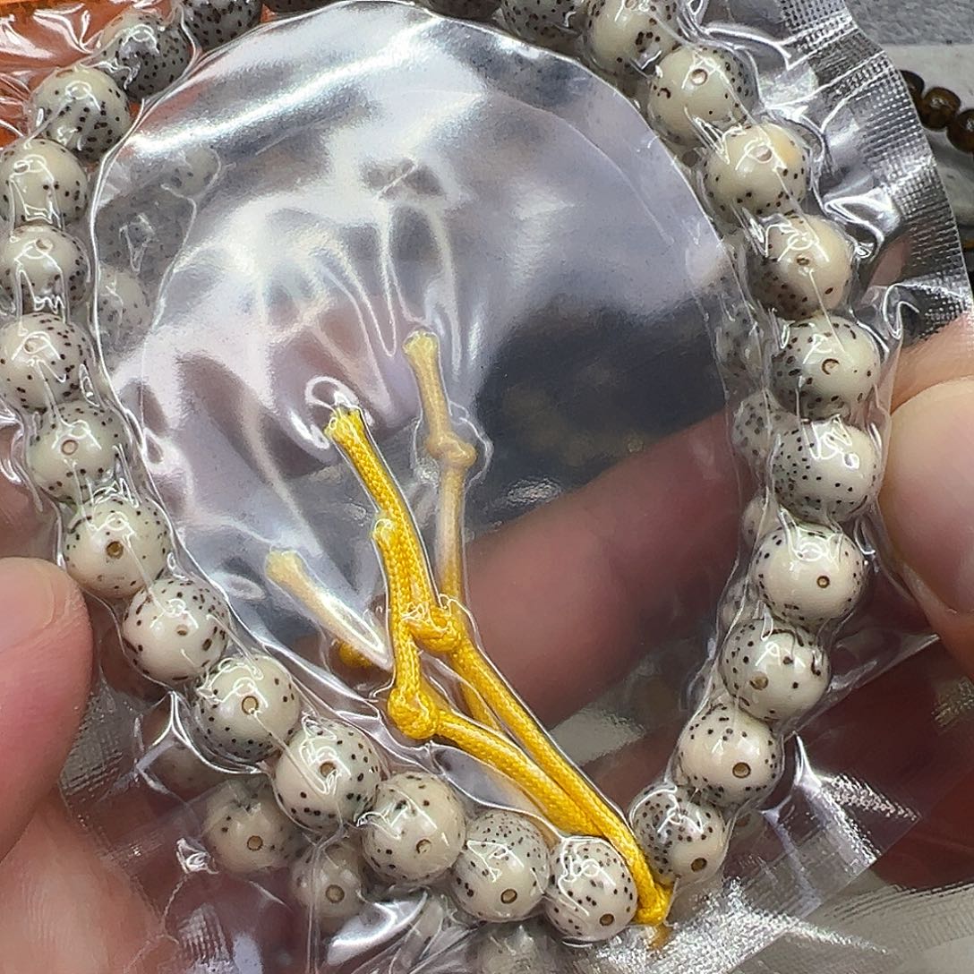 星月菩提手串70殿堂卡姿兰大眼睛星月菩提0.9圆手持