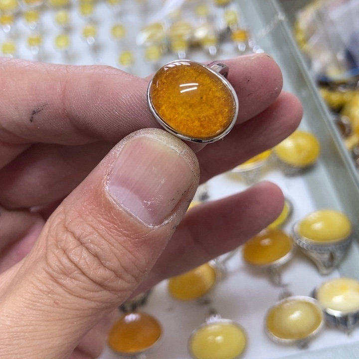 银S925镶嵌蜜蜡裸石戒指