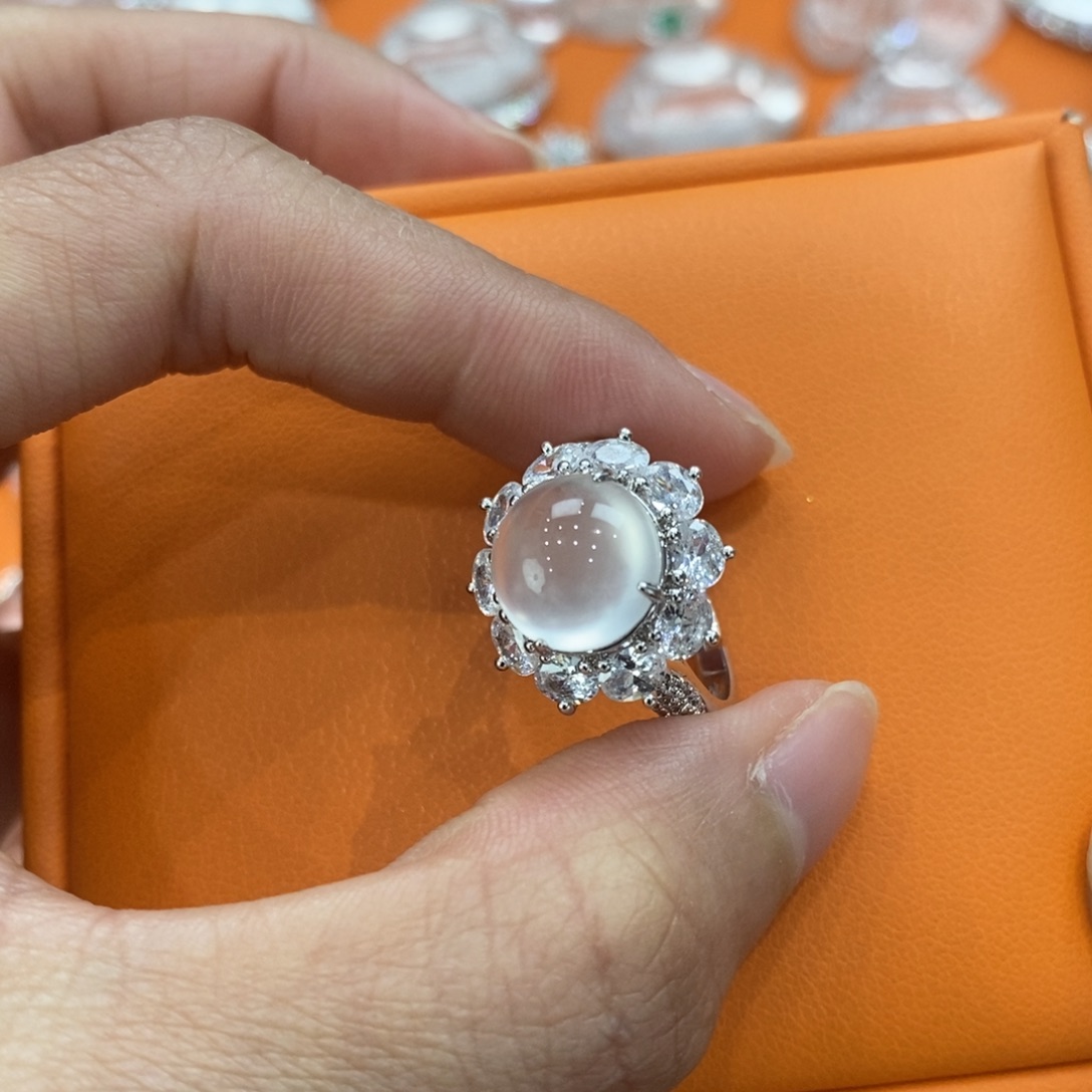 石英质玉吊坠(赠链)合金