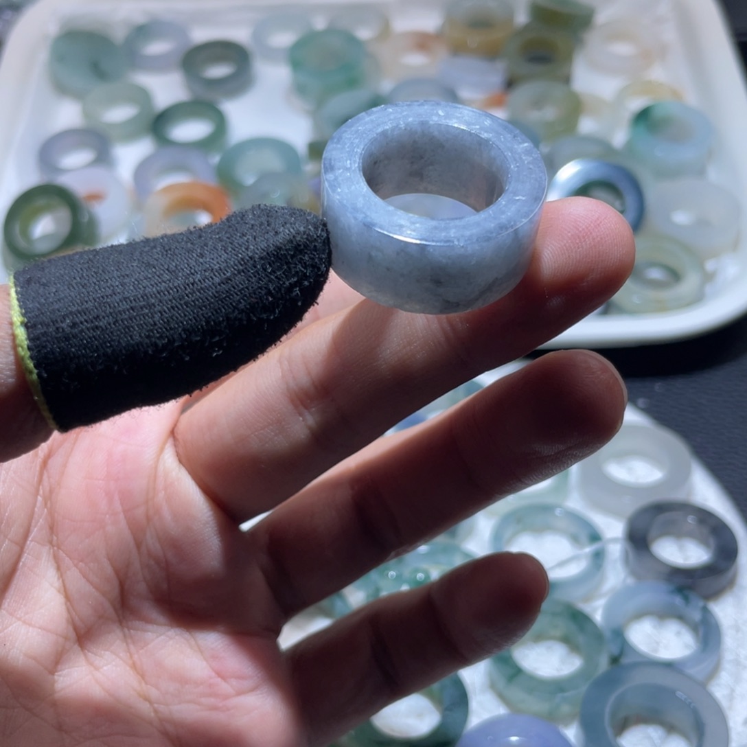 定制翡翠未镶嵌天然翡翠