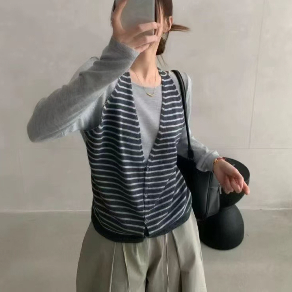 秋装新款挂脖条纹针织假两件上衣
