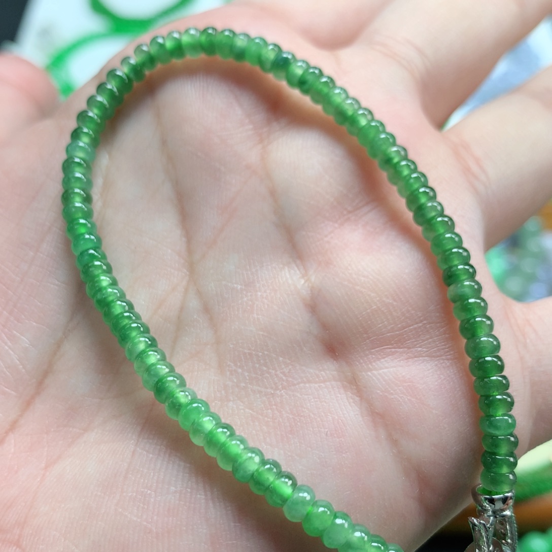 翡翠未镶嵌手链翡翠