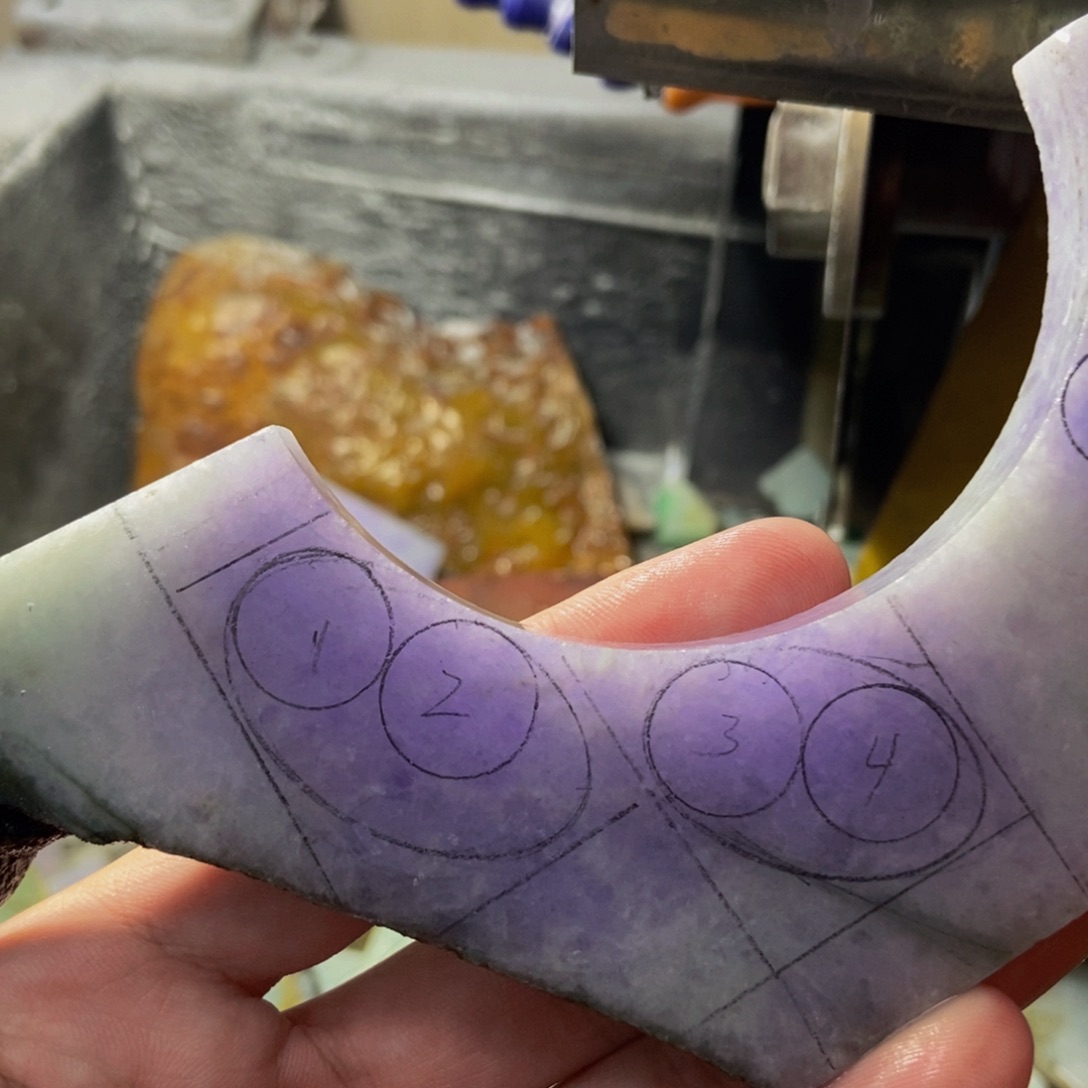 翡翠挂件未镶嵌双*