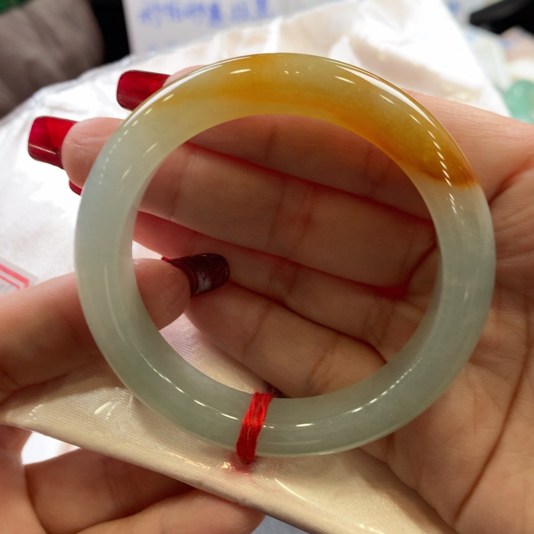 翡翠颈饰未镶嵌50.7正圈