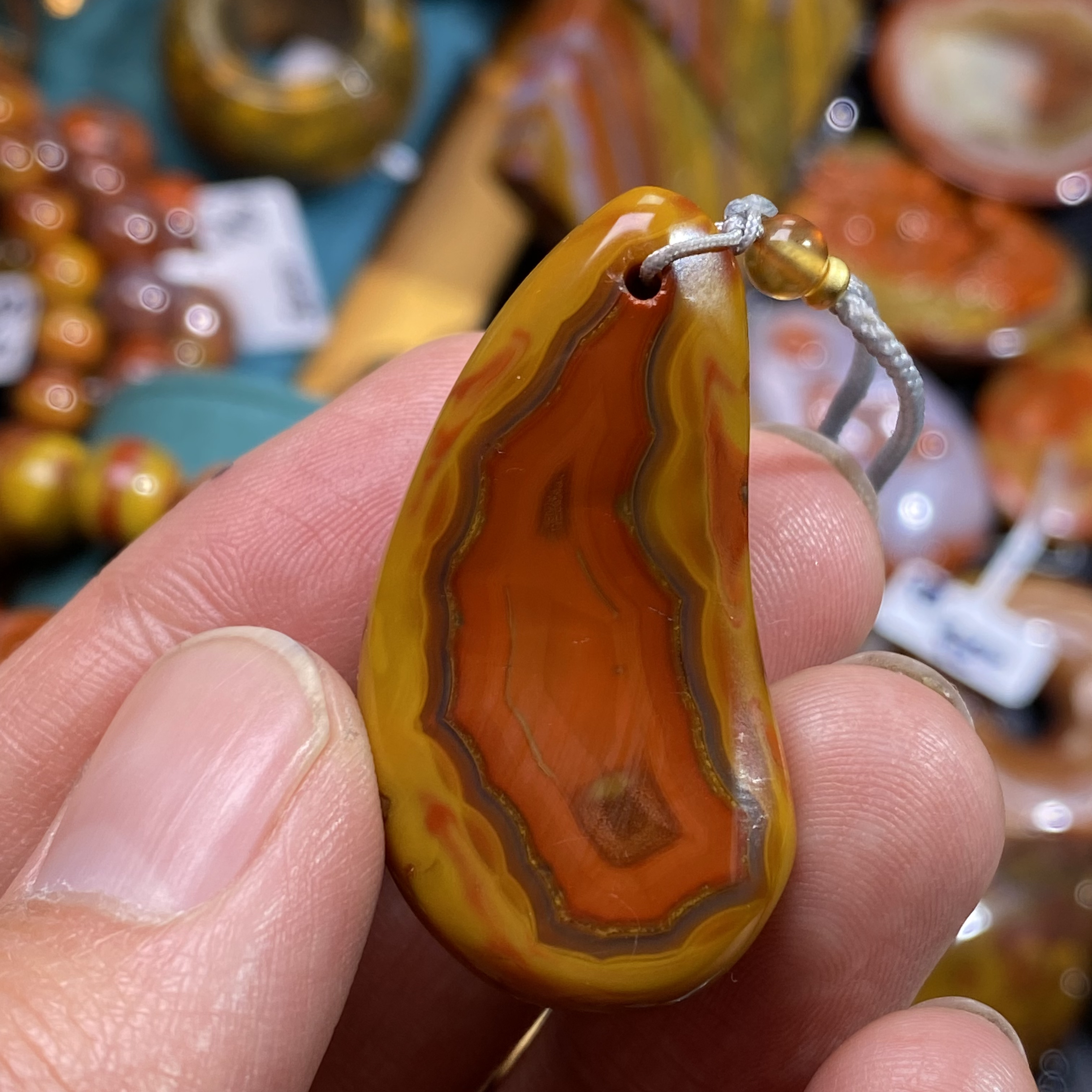 天然战国红玛瑙吊坠挂件