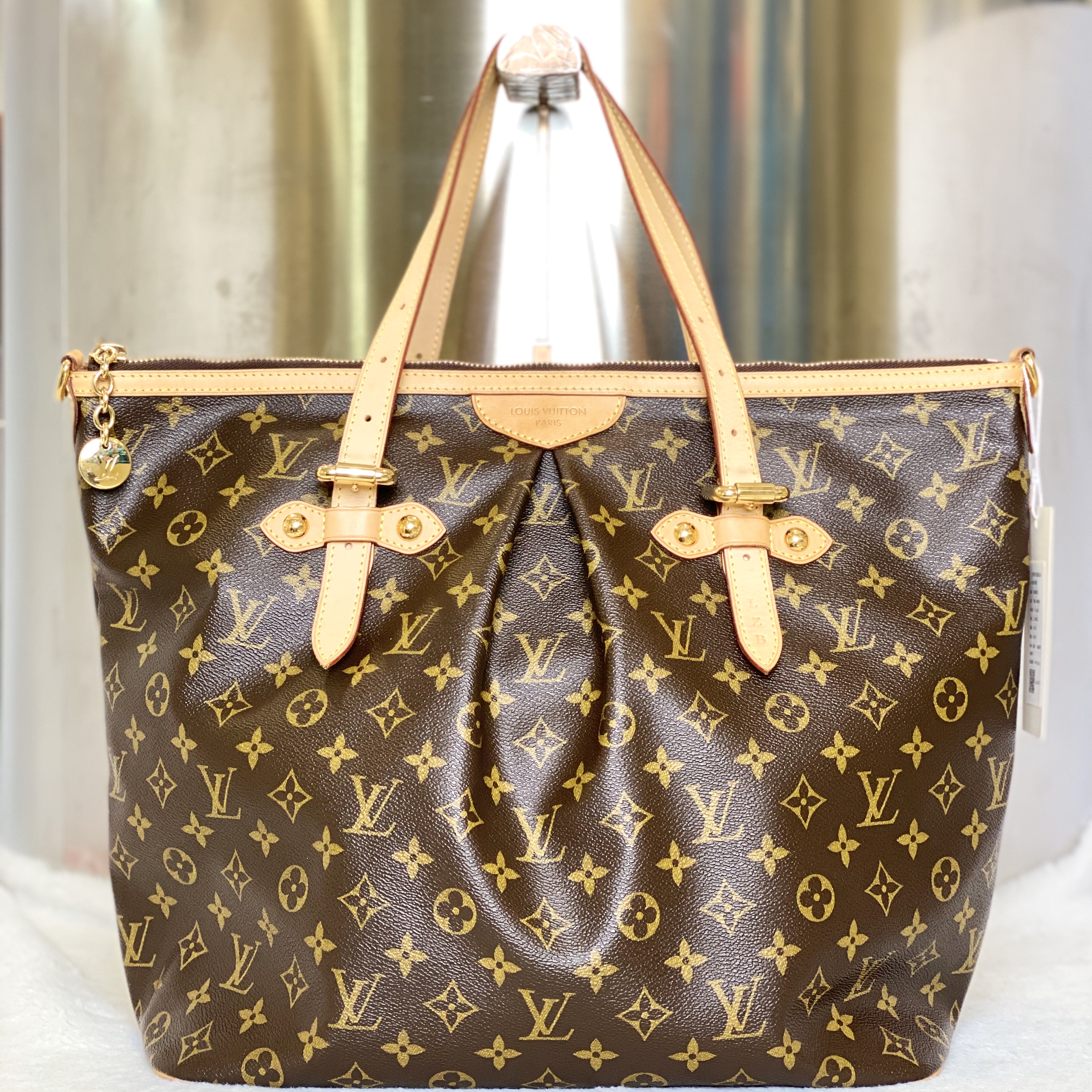 99新 LouisVuitton/路易威登 爱马98新派拉蒙大号手提单肩包6515