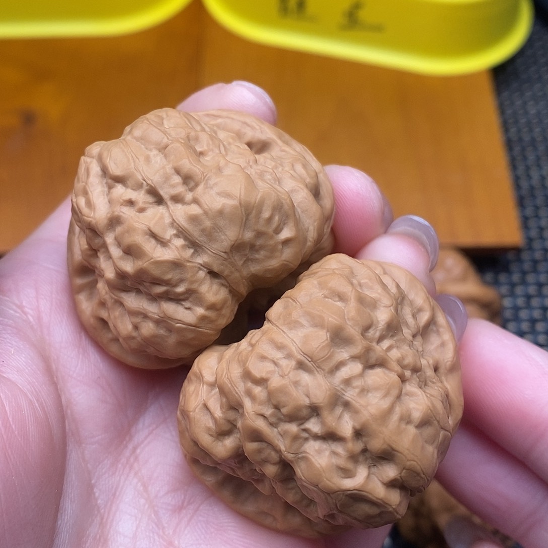 文玩核桃吊坠边42左右