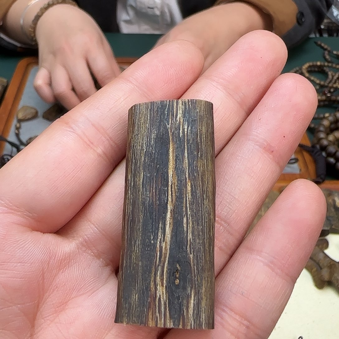 沉香吊坠平安无事牌6g