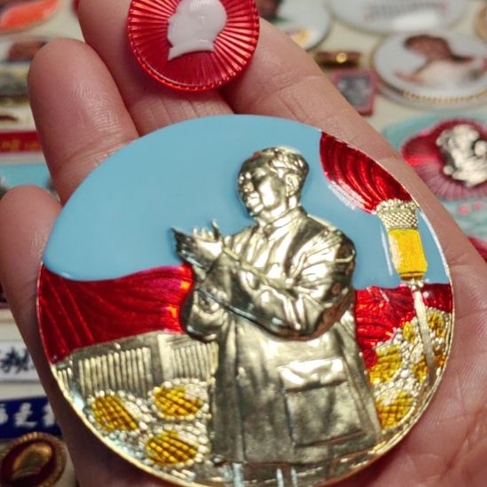 江***画其他普通金属爷爷纪念章爷爷纪念