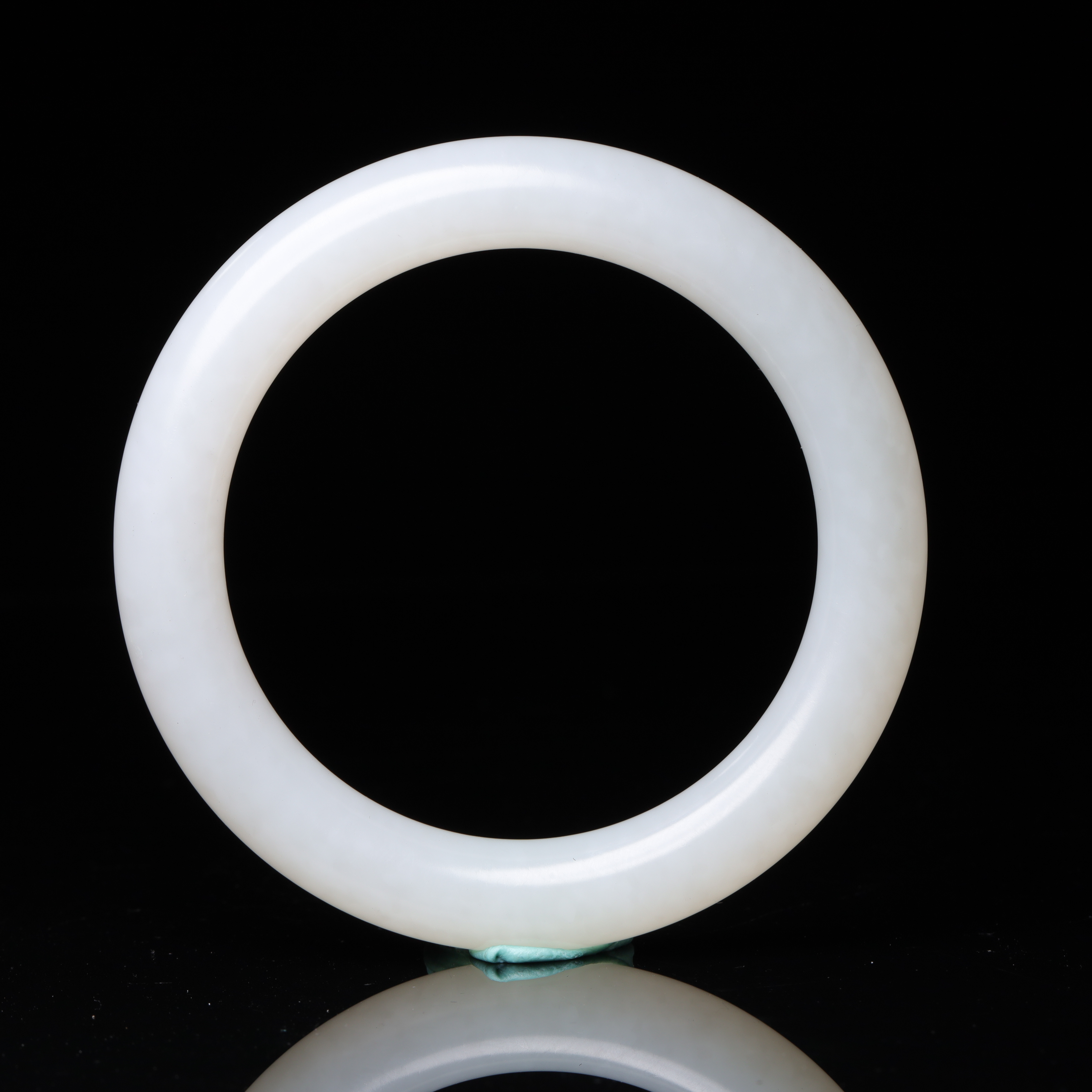 清代和田玉白玉手镯