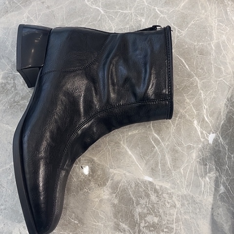 休闲运动的休闲鞋