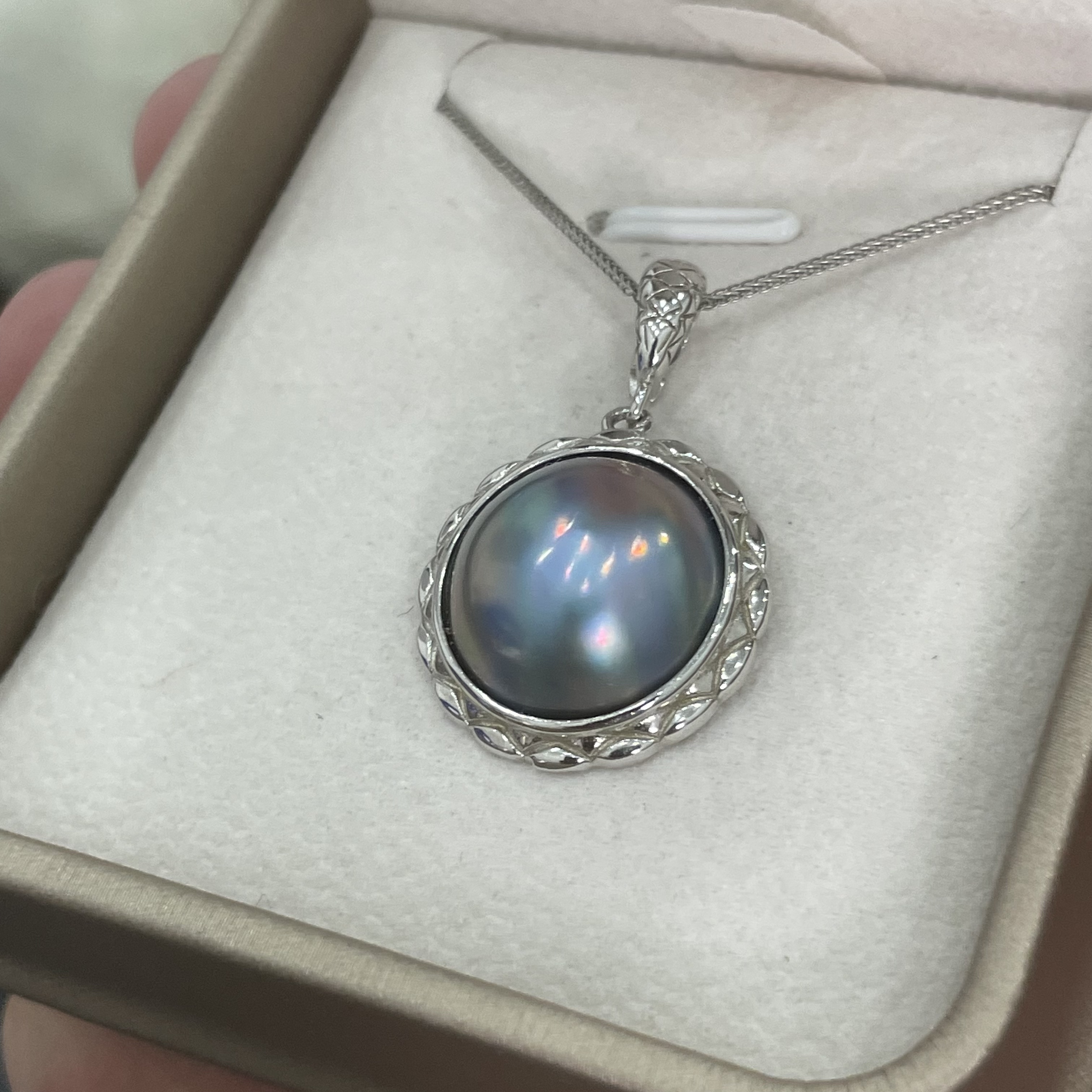 S925海水星空蓝马贝吊坠