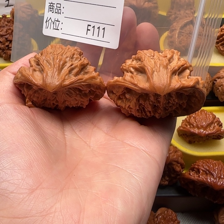 文玩核桃吊坠蛇王蛇王49